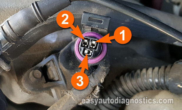 Making Sure The MAP Sensor Is Getting 5 Volts. How To Test The MAP Sensor (1996, 1997, 1998, 1999, 2000 3.8L V6 Grand Caravan, Town And Country, Grand Voyager)