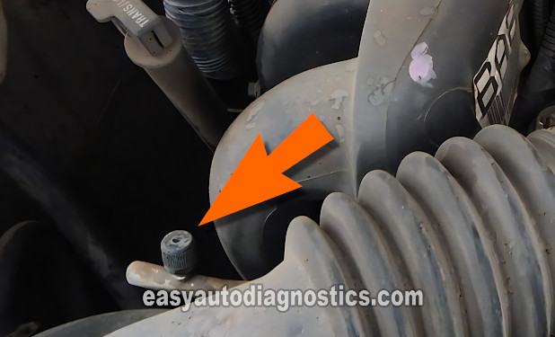 Using A Fuel Pump Pressure Tester To Test The Fuel Pump. How To Test The Fuel Pump (1998, 1999, 2000 2.2L Chevrolet S10, GMC Sonoma, And Isuzu Hombre)